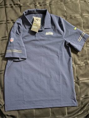 Nike Drifit Golf Polo Seattle Seahawks Medium Performance Stretch Shirt “NWT”